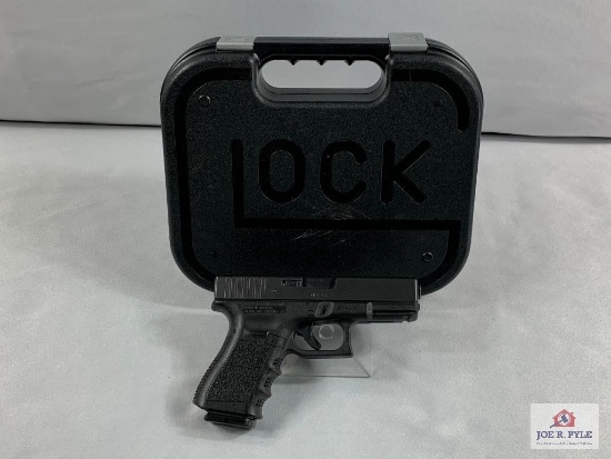 [74] Glock 19, 9x19mm | SN: TRX558