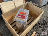 NEW IN BOX Magnet