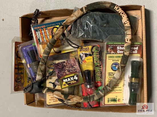 [501] Mixed Sportsman's Lot: Game Calls, Gun Sock, Etc