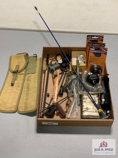 [536] Mixed Lot: Gun Locks, Cleaning Rod, Scope Covers, Etc