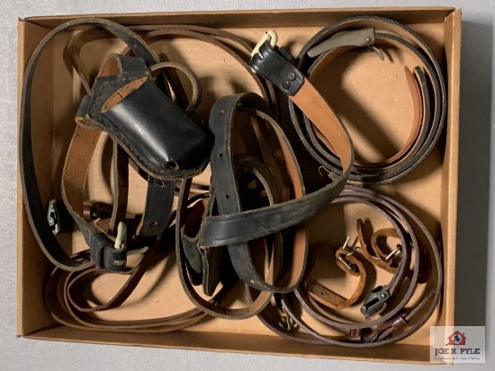 [538] Leather Items: Straps, Belts, Etc