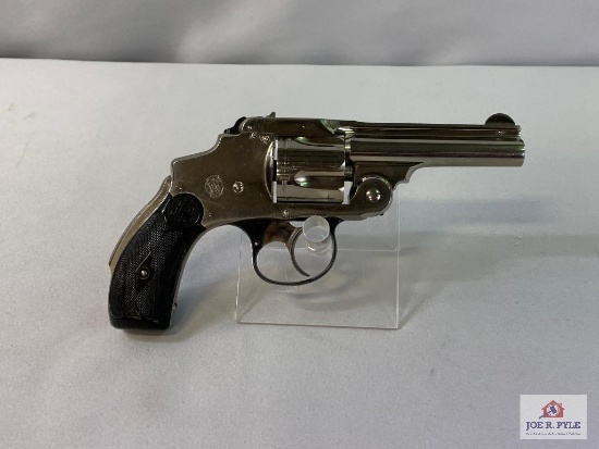 [154] Smith & Wesson Safety Hammerless 2nd Model Nickel .38 cal, SN: 101235