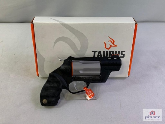 [168] Taurus Public Defender Poly .45/.410, SN: MR555276