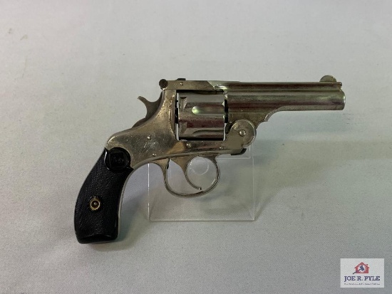 [60] H&R Break Top Double Action Revolver .32 cal, SN: NVN