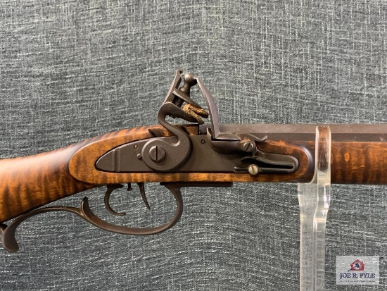 [203] Contemporary Pennsylvania Style Long Rifle, Flintlock .36 cal ...