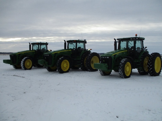 Jerry and Teresa Hoelscher Farm Machinery Auction