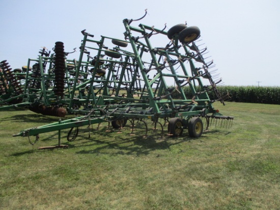 1994 John Deere 980 Field Cultivator