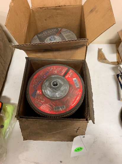 Grinder wheels (2x)