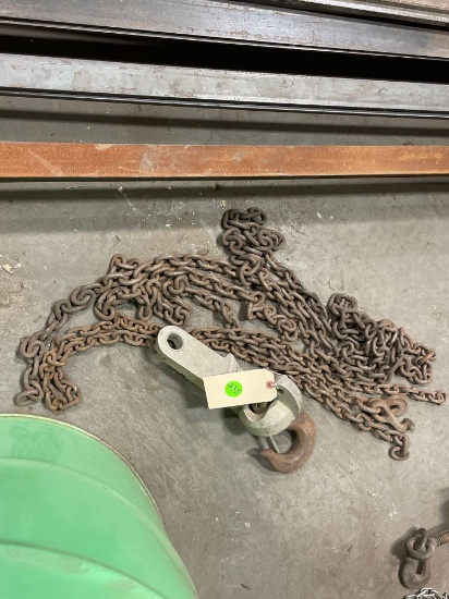 Hook and chain