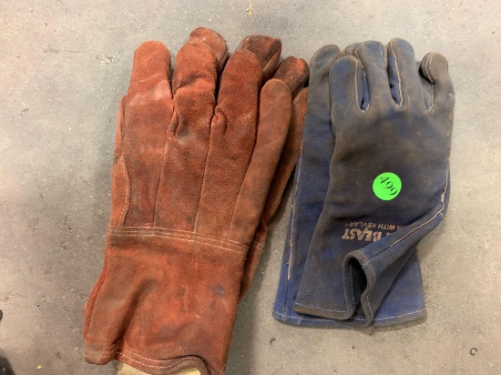 Welding gloves