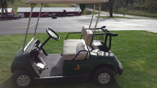 2005 Green Yamaha Golf Cart #60