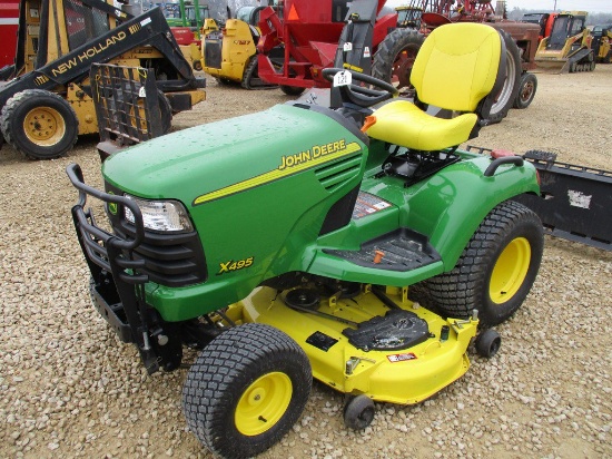 John Deere X495 Lawn Tractor