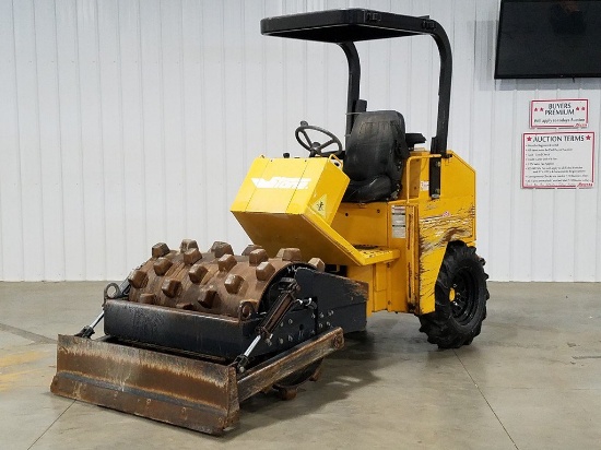 Stone PDB43 Vibratory Compactor W/ Hyd Blade