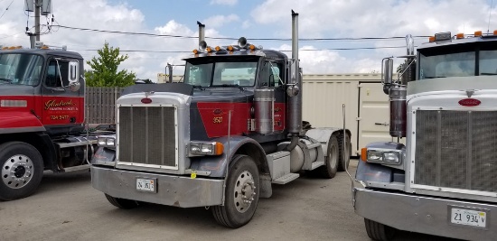 2002 Peterbilt 379 Semi