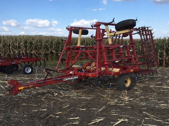 Krause 4100 21’ Field Cultivator W/ 5 Bar Drag