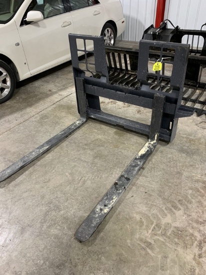 Walk Through Pallet Forks