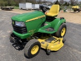 2011 John Deere 744