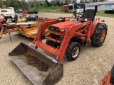 Kubota B8200 Compact Tractor W/ Loader