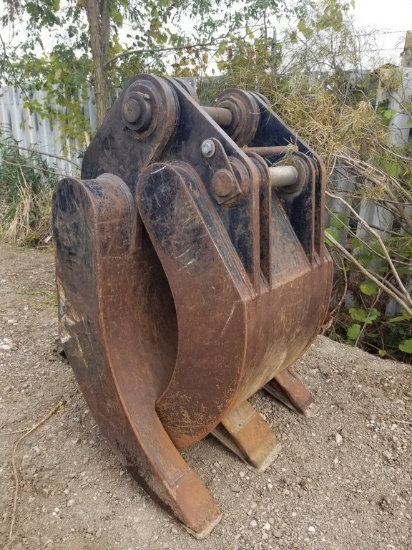 Excavator Clam Bucket