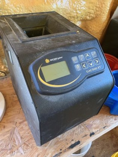 Dickey John GAC 500XT Moisture Tester - Like New