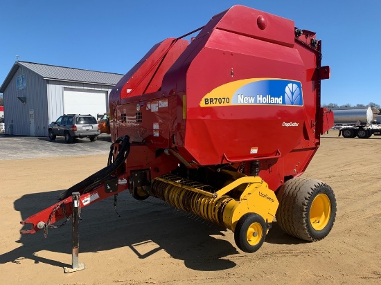 2009 New Holland BR7070