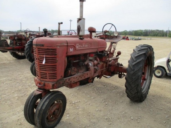 FARMALL M TRACTOR -GAS, NF , REAR WEIGHTS