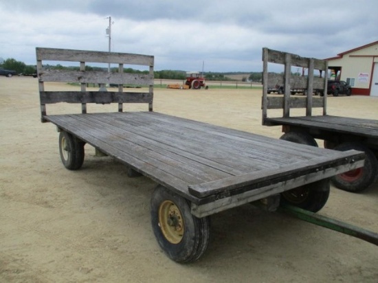 8 X 16 FLAT RACK ON JOHN DEERE GEAR