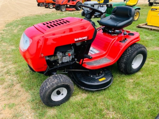 2016 MTD Yard Machine Lawn Mower