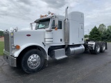 2007 Peterbuilt Semi Tractor w/ Sleeper