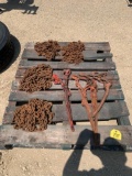 (4) Chains (4) Binders