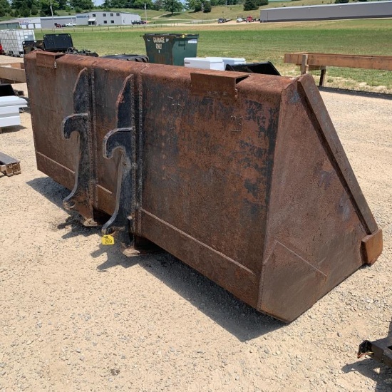 Hi Capacity 107" Loader Bucket w/ JRB Hook Up