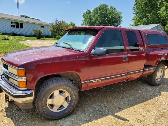96' Chevy 1500 Pick Up Truck