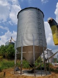 3200 Bushel Holding Tank