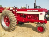 1960 Farmall 560 Tractor