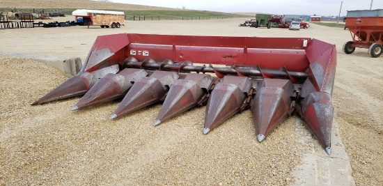 C-IH 963 CORN HEAD W/ WATER PUMP BEARINGS