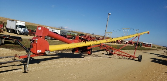 WESTFIELD 10 X 71 AUGER W/ SWING HOPPER-WORKS