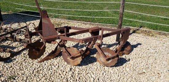 FORD 3 BOTTOM PLOW