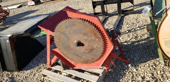 DEARBORN 3PT BUZZ SAW MODEL 22-1 BELT/PTO DRIVEN