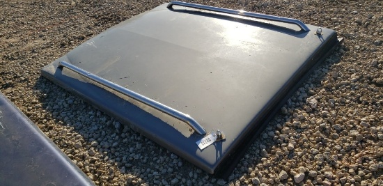 SILVER TONNEAU COVER 68" WIDE X 80" LONG