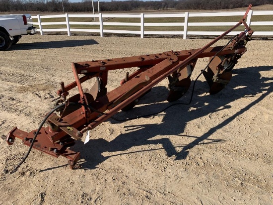 IH 510 4 Bottom Plow