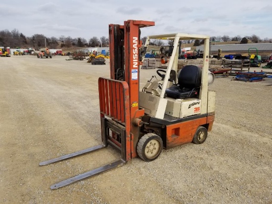 Nissan 35 Enduro Fork Lift