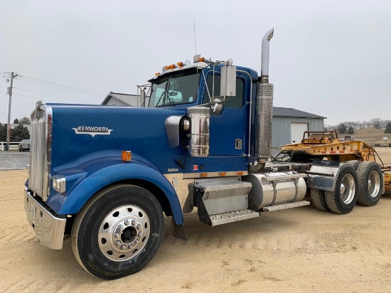 1999 Kenworth W-900 Semi Tractor