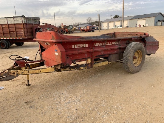 New Holland 520 Manure Spreader