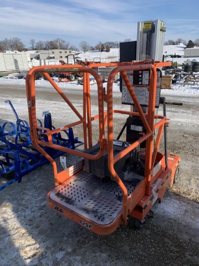 JLG 12SPHDDC Vertical Lift