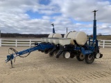 2006 Kinzie 3000 Interplan 6 Row Planter