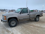 Chevy 2500 LS Pick Up Truck Long Box