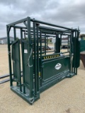 Uppro SCI Cattle Squeeze Chute