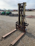 3pt Fork Lift