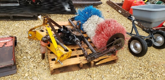 3PT POWER BROOM- WORKS PER SELLER