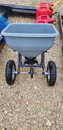 LAWN SEEDER